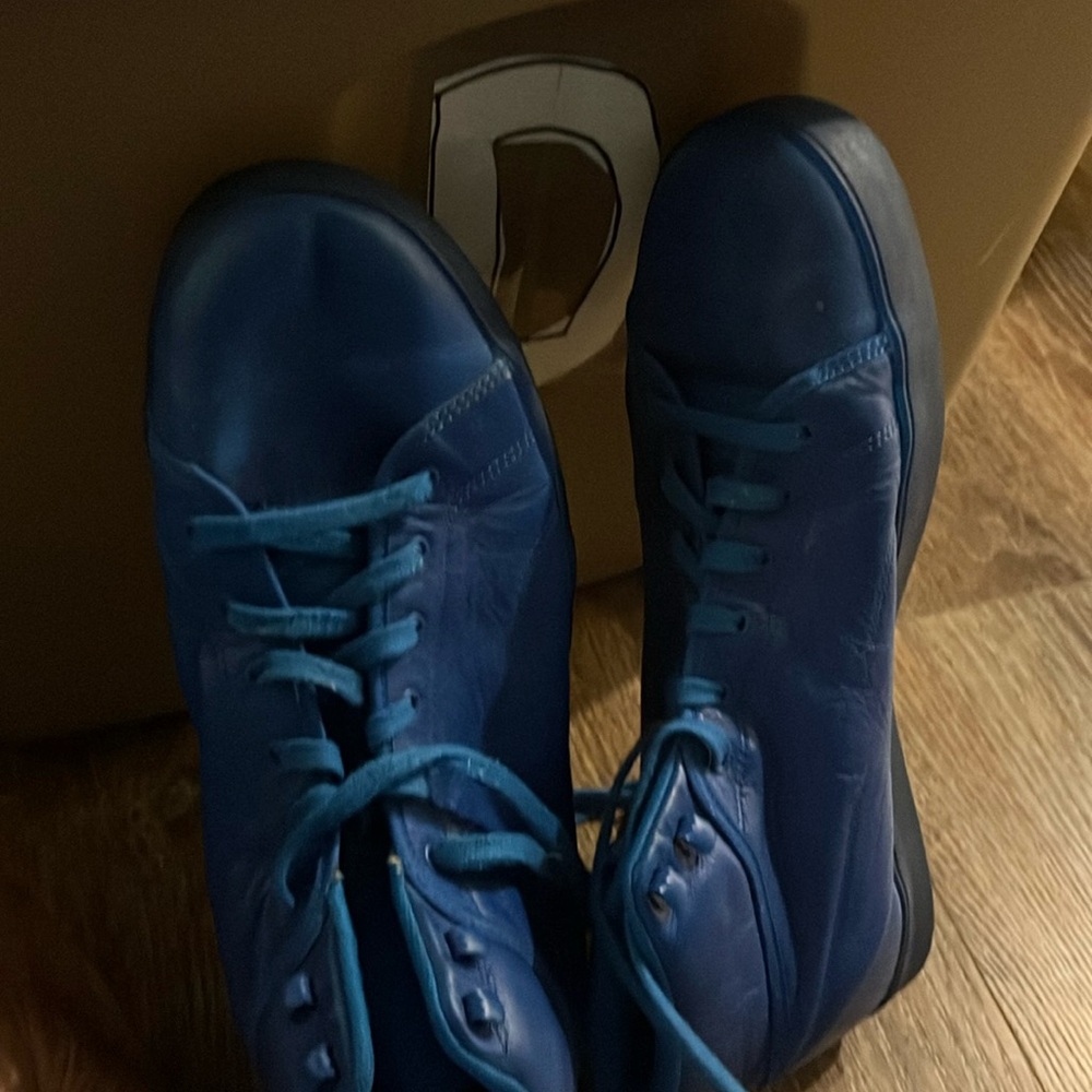 Men's Reebok size 12, blue and black worn once